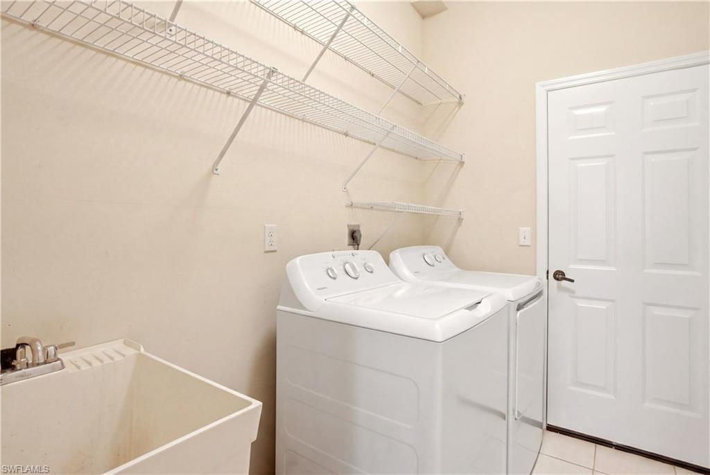 HIGHLAND WOODS VILLAS - Residential