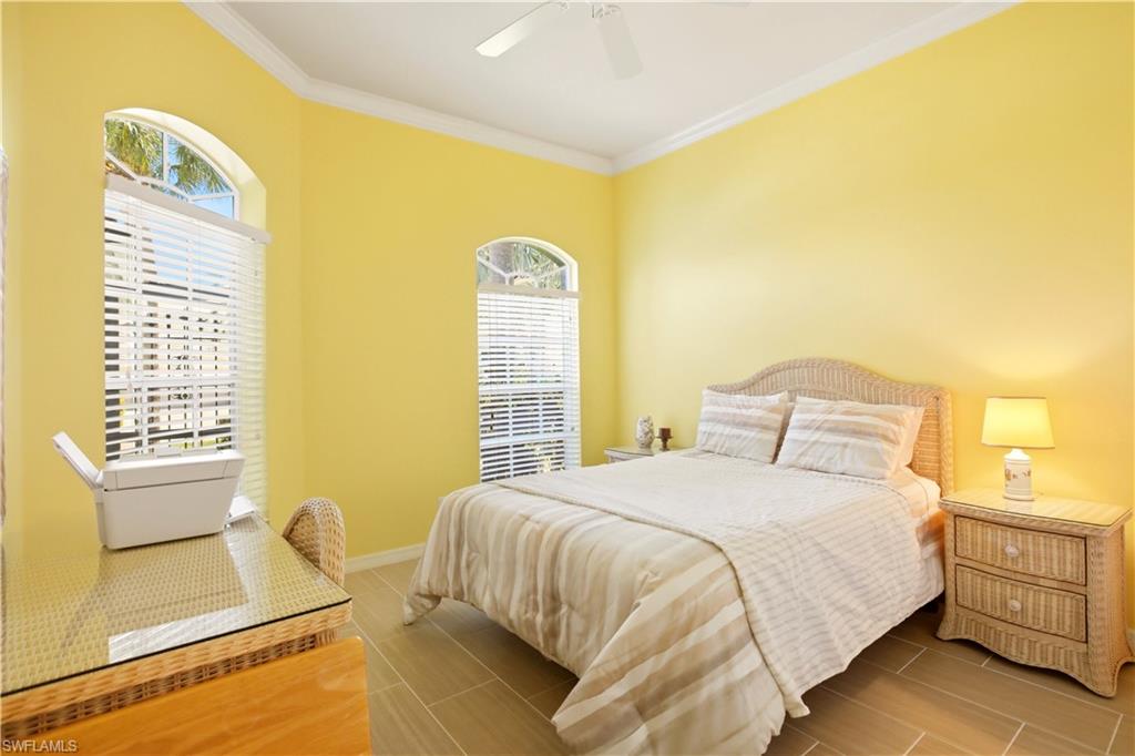 HIGHLAND WOODS VILLAS - Residential