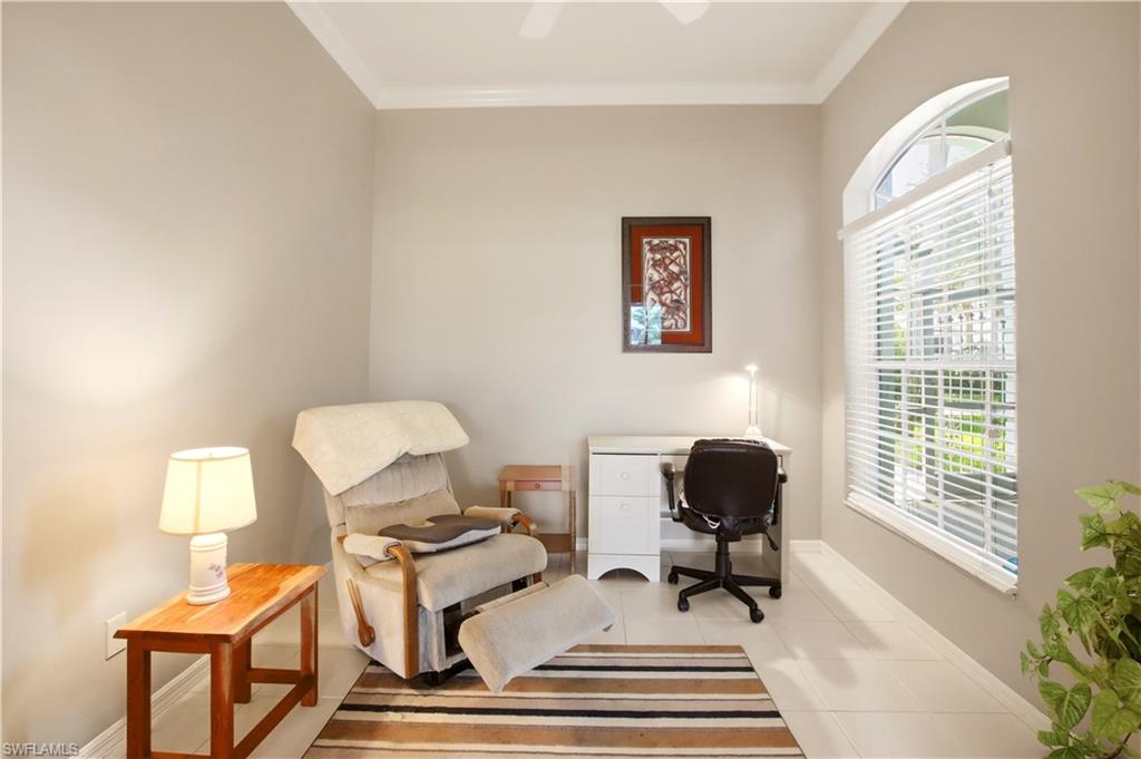 HIGHLAND WOODS VILLAS - Residential