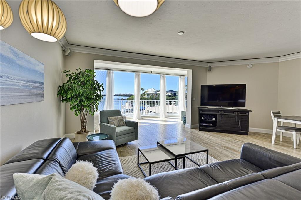 4975 Bonita Beach RD 106