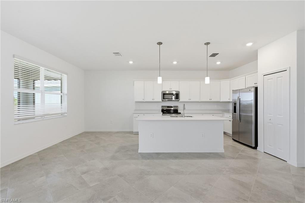 BRIGHTWATER LAGOON - Residential