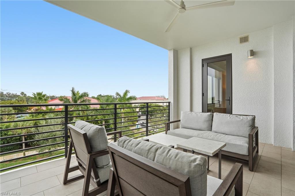 ELEVEN ELEVEN CENTRAL - Residential Lease