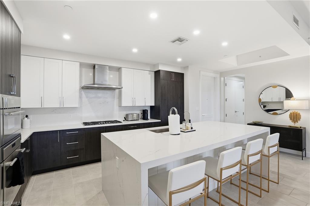 ELEVEN ELEVEN CENTRAL - Residential Lease