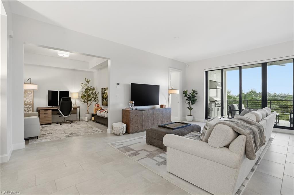 ELEVEN ELEVEN CENTRAL - Residential Lease