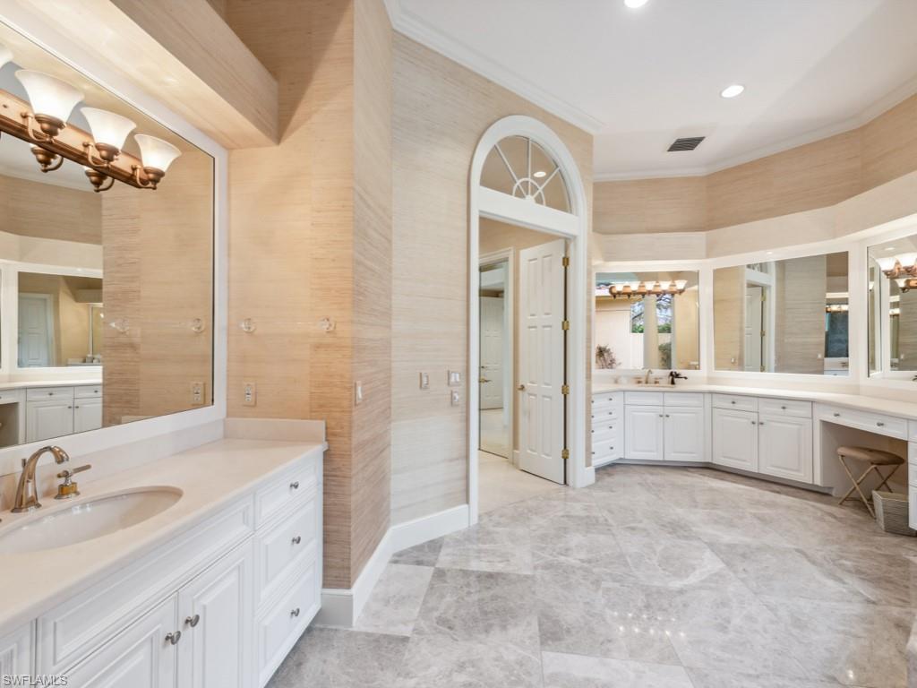 ROOKERY LAKE - Residential