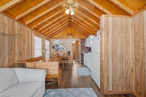 825 Copeland AVE S 20 EVERGLADES CITY FL 34139