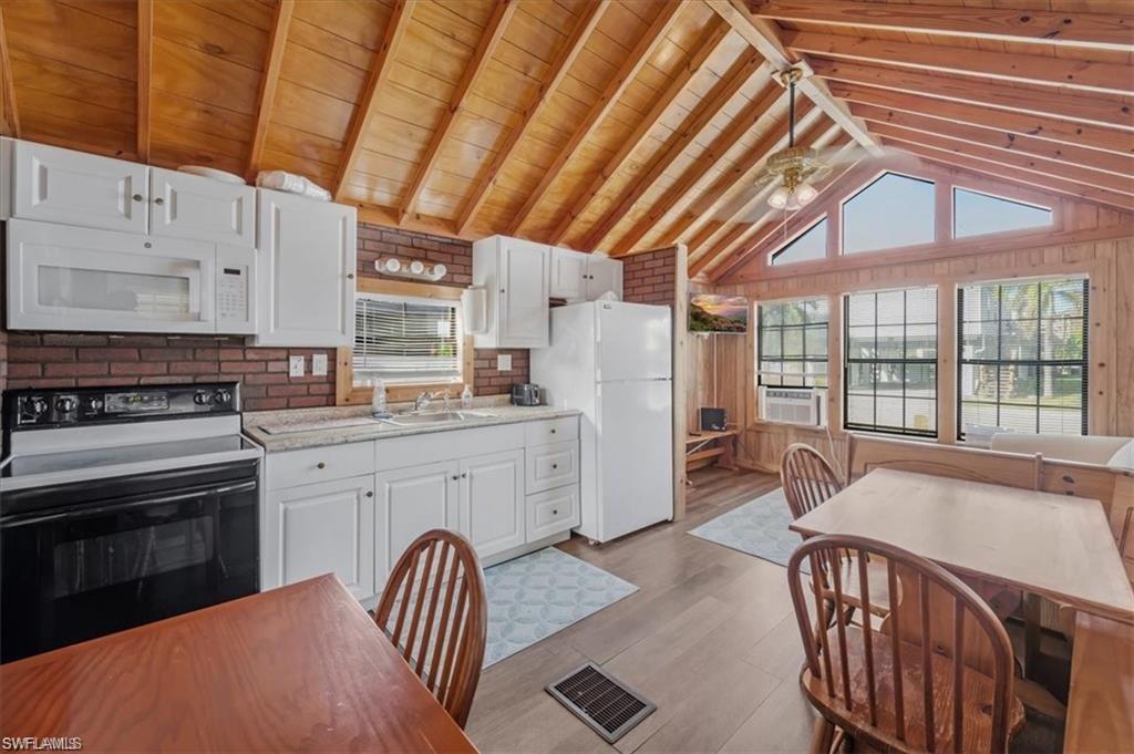 825 Copeland AVE S 20