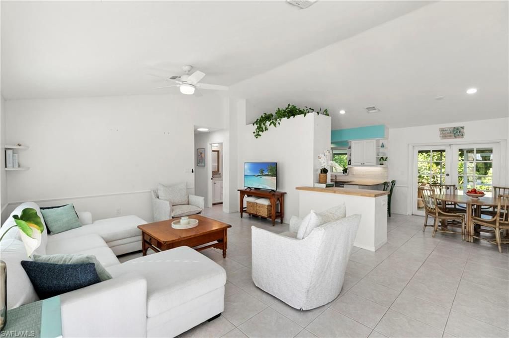 Photo of 4523 Robin AVE, NAPLES, FL 34104 (MLS # 225081977)