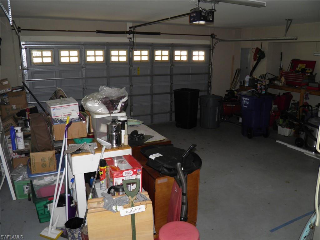 LAUREL OAKS - Residential