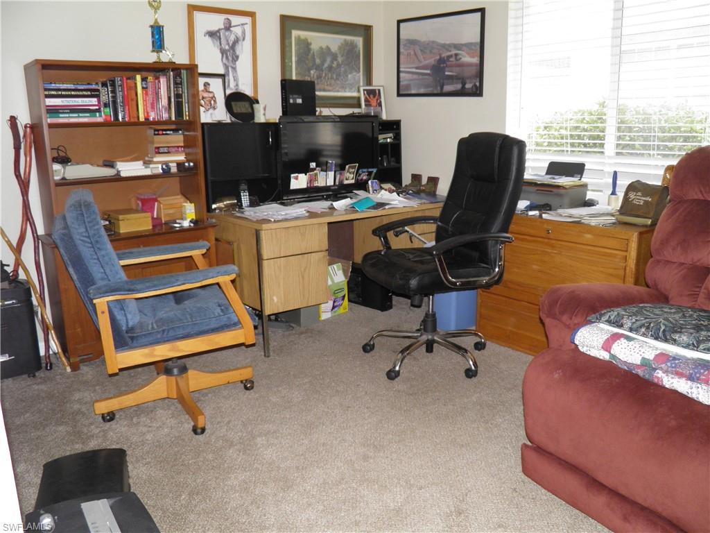 LAUREL OAKS - Residential