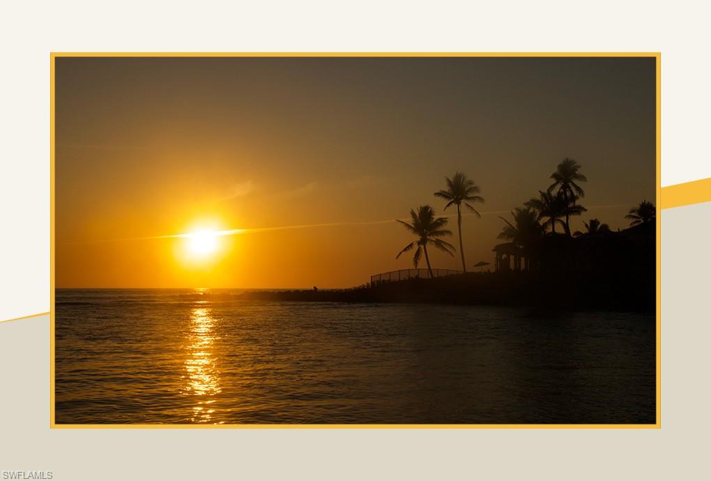 THE GROVE BAYSHORE - Residential