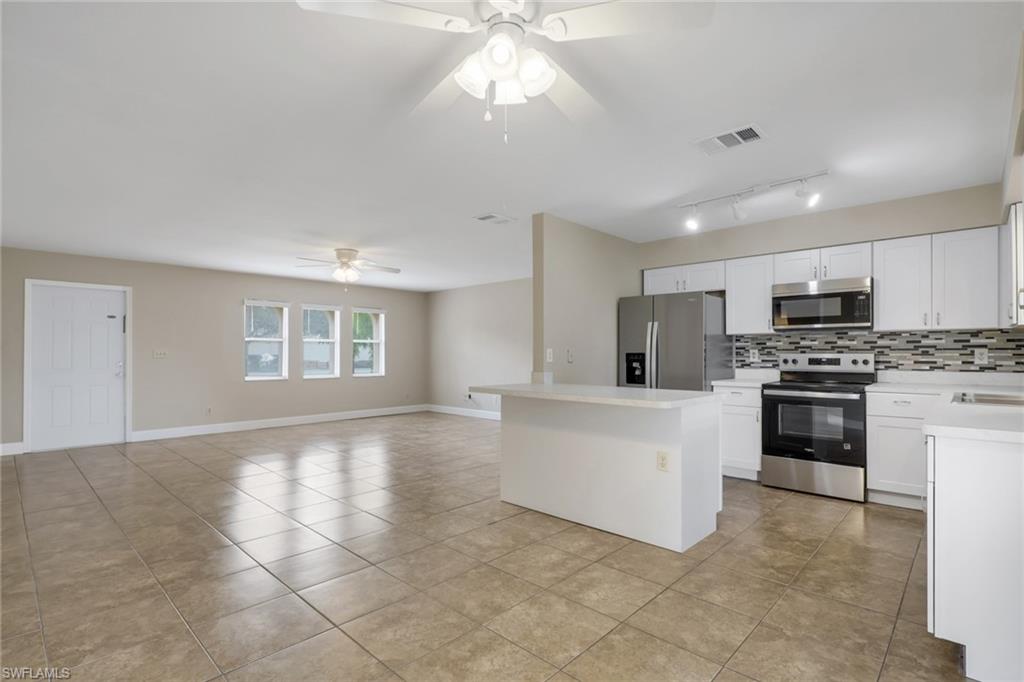 CAPE CORAL - Residential Lease