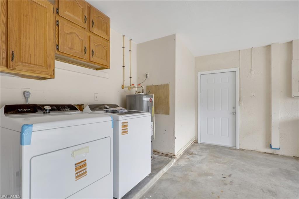 CAPE CORAL - Residential Lease