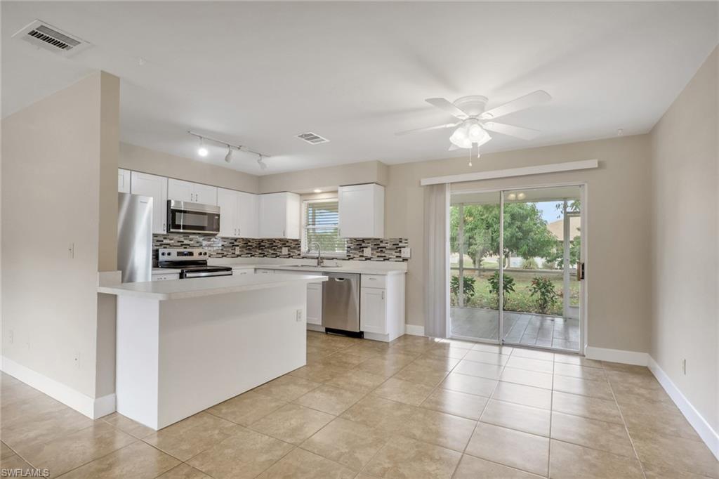 CAPE CORAL - Residential Lease