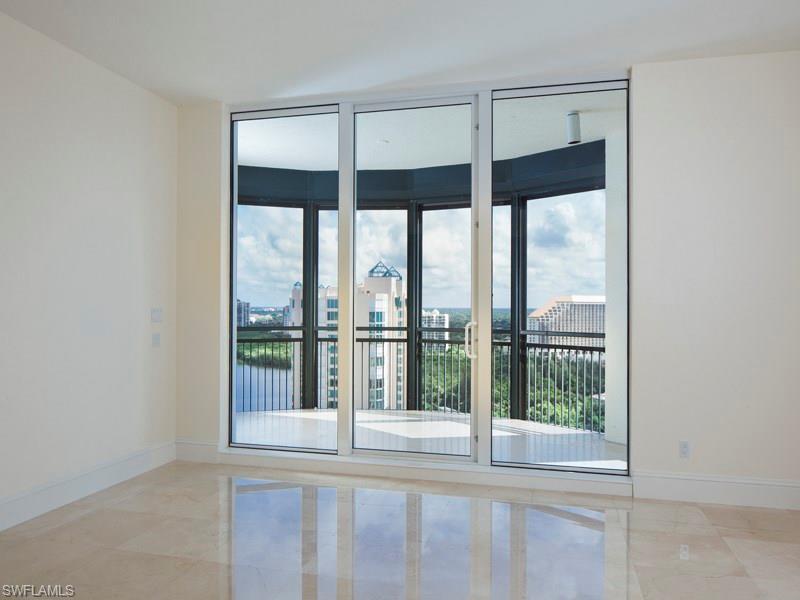 SEASONS AT NAPLES CAY - Residential