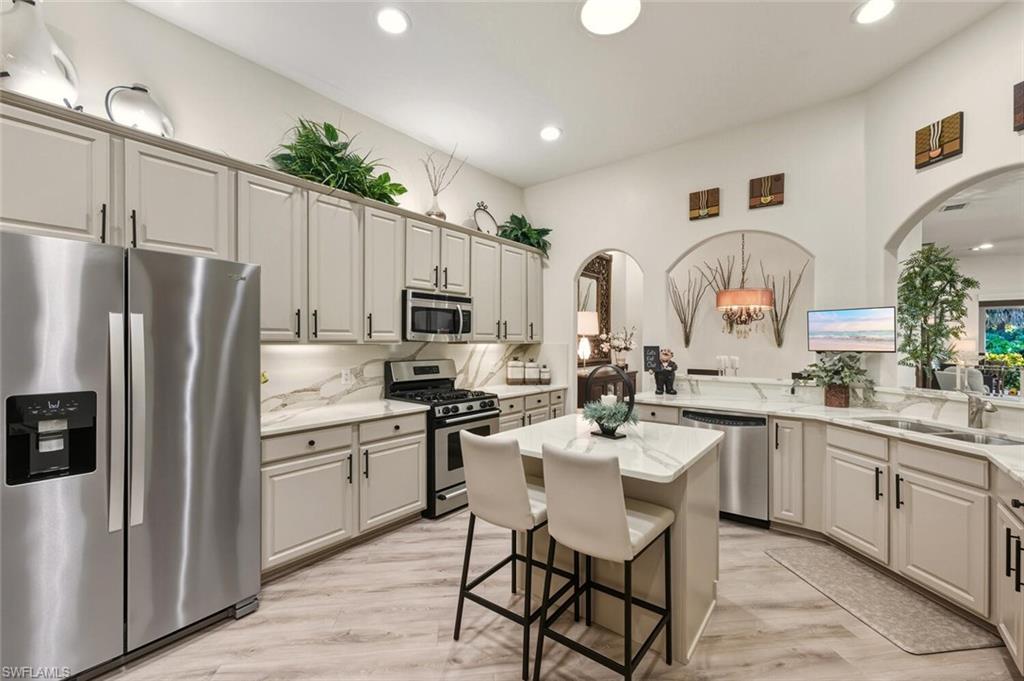 CAYMAN - Residential