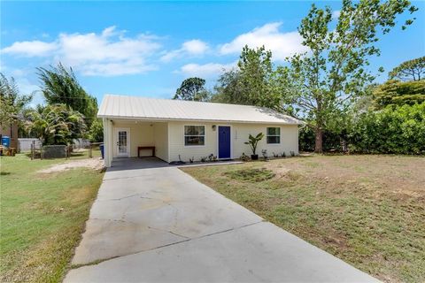 Photo of 8334 Trillium RD, FORT MYERS, FL 33967 (MLS # 226017763)