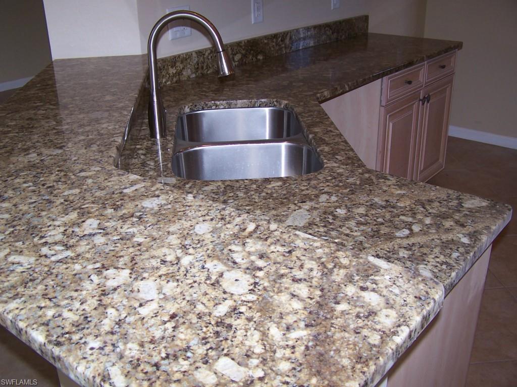 SOMERSET - Residential