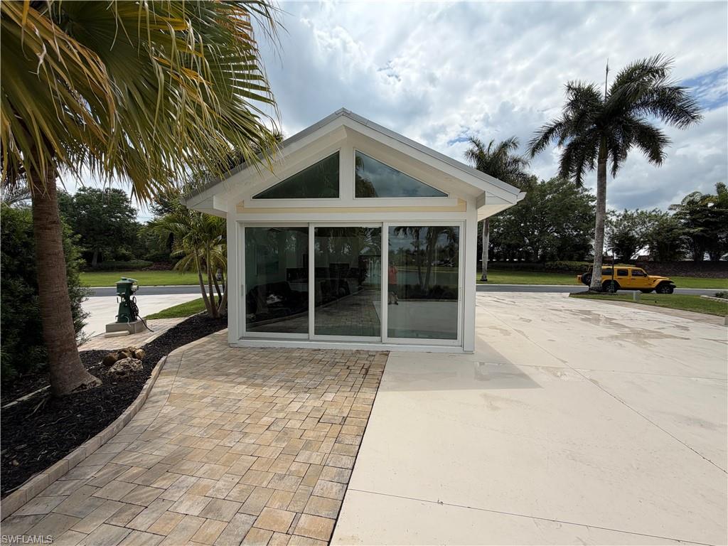 RIVERBEND MOTORCOACH RESORT - Land