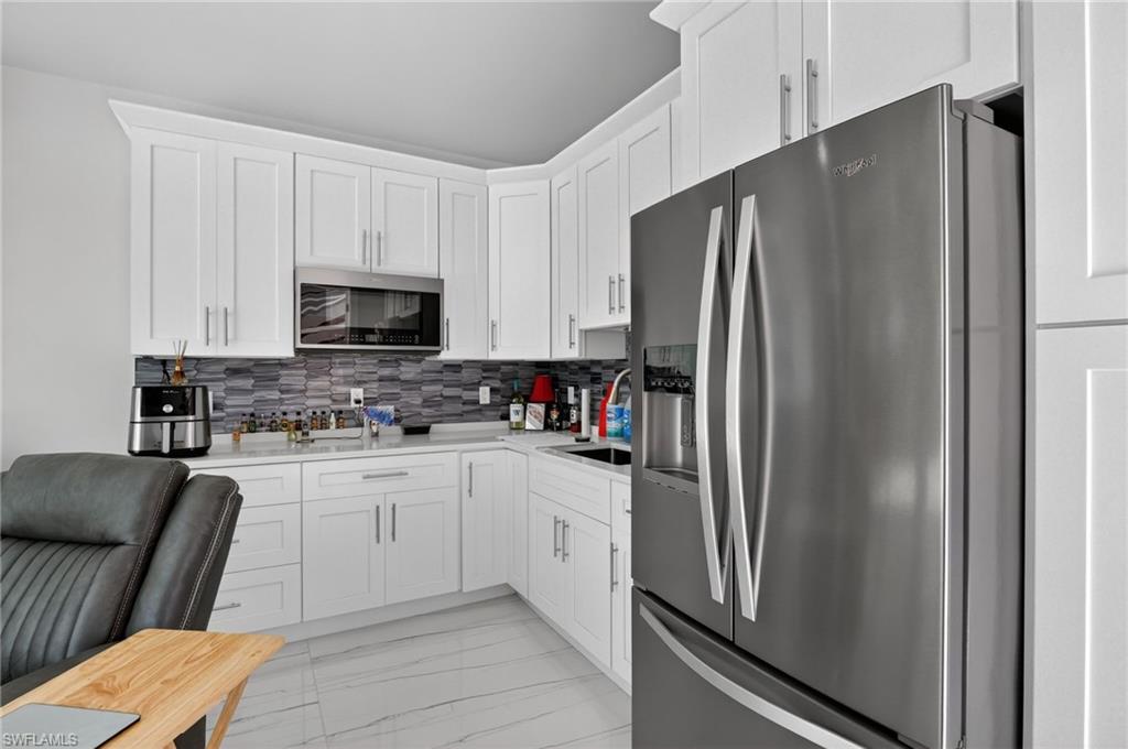 RIVERBEND MOTORCOACH RESORT - Land