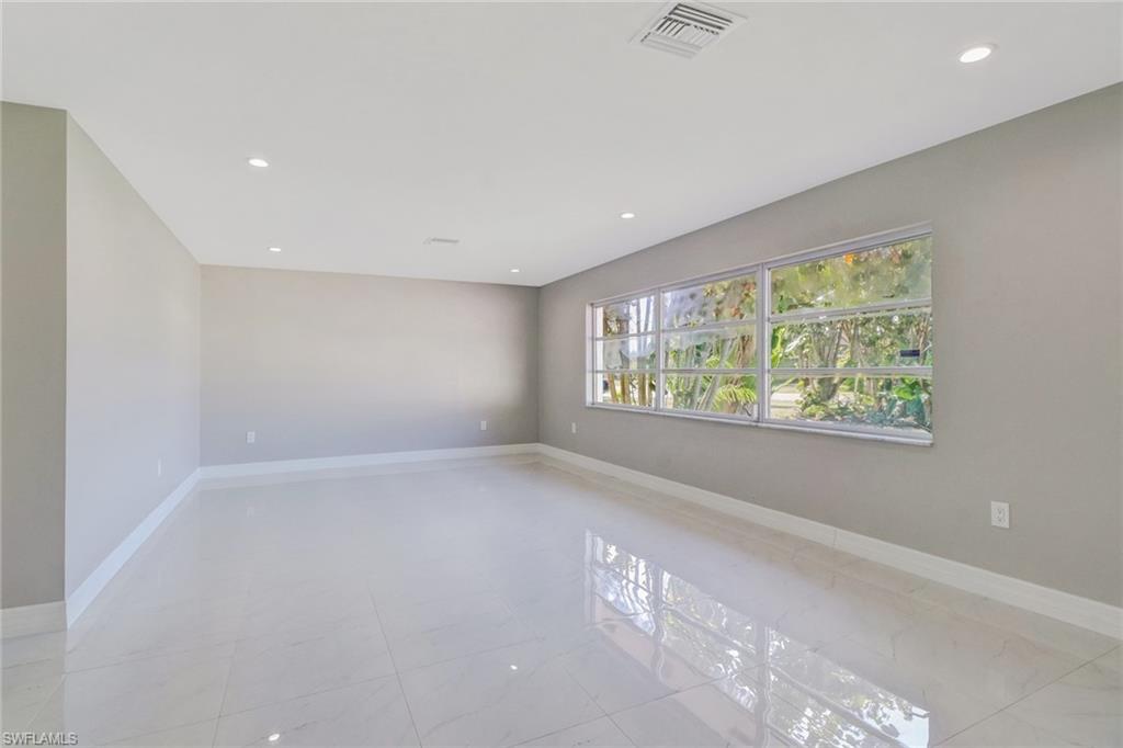 LELY GOLF ESTATES - Residential