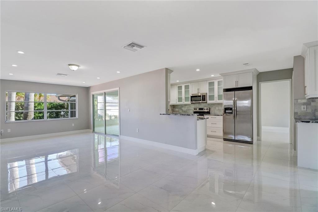 LELY GOLF ESTATES - Residential