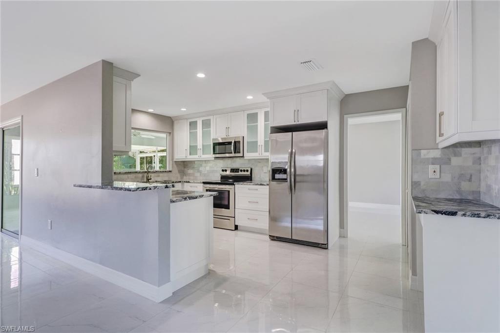 LELY GOLF ESTATES - Residential