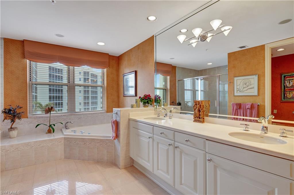 RIVIERA - Residential