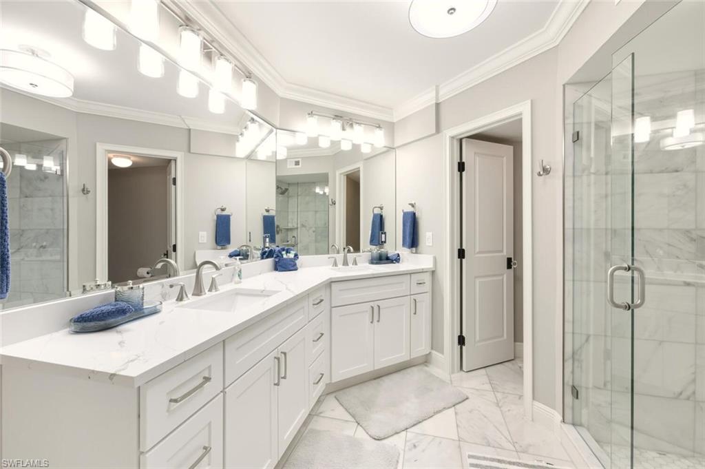 CHATEAU VANDERBILT - Residential Lease