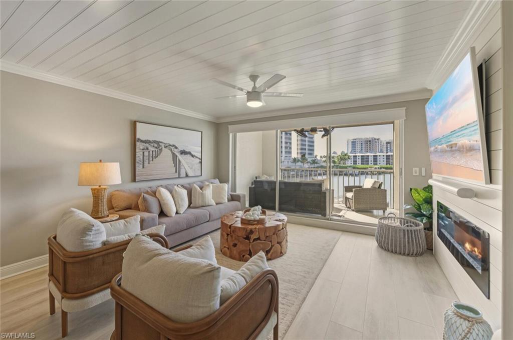 CHATEAU VANDERBILT - Residential Lease