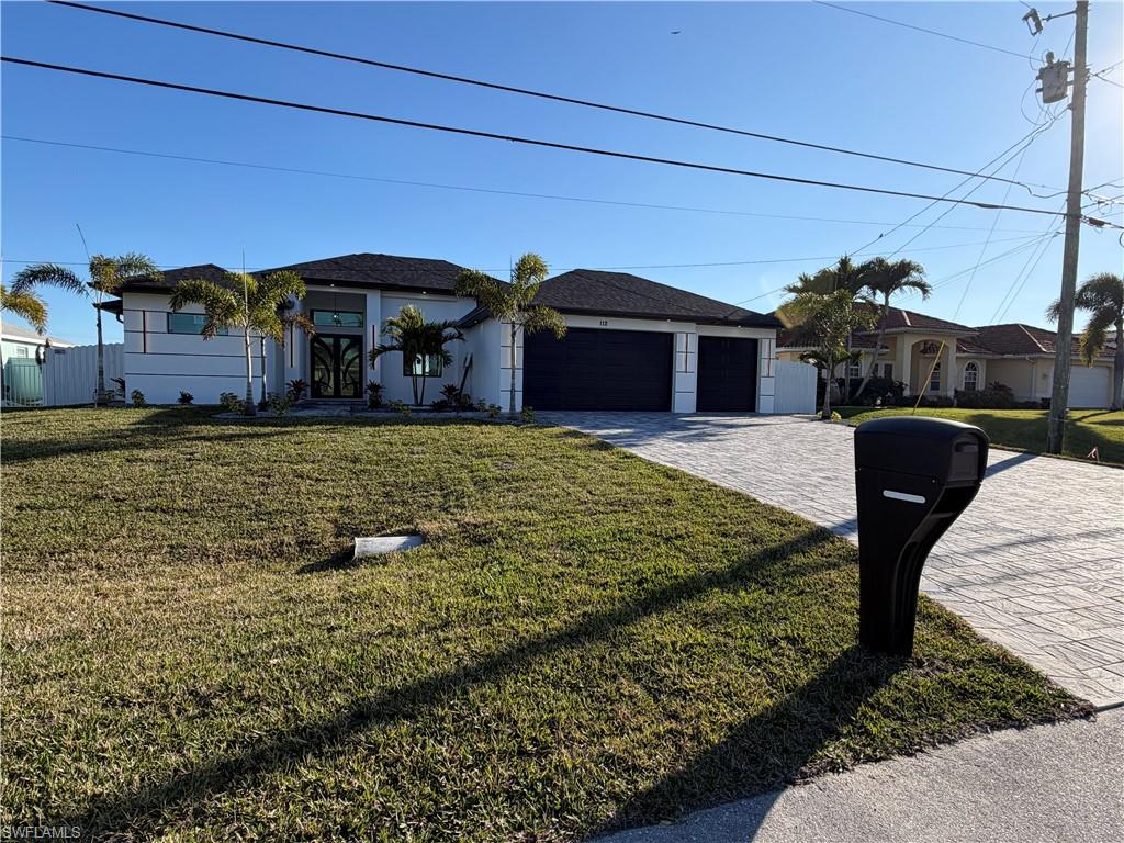 CAPE CORAL - Residential