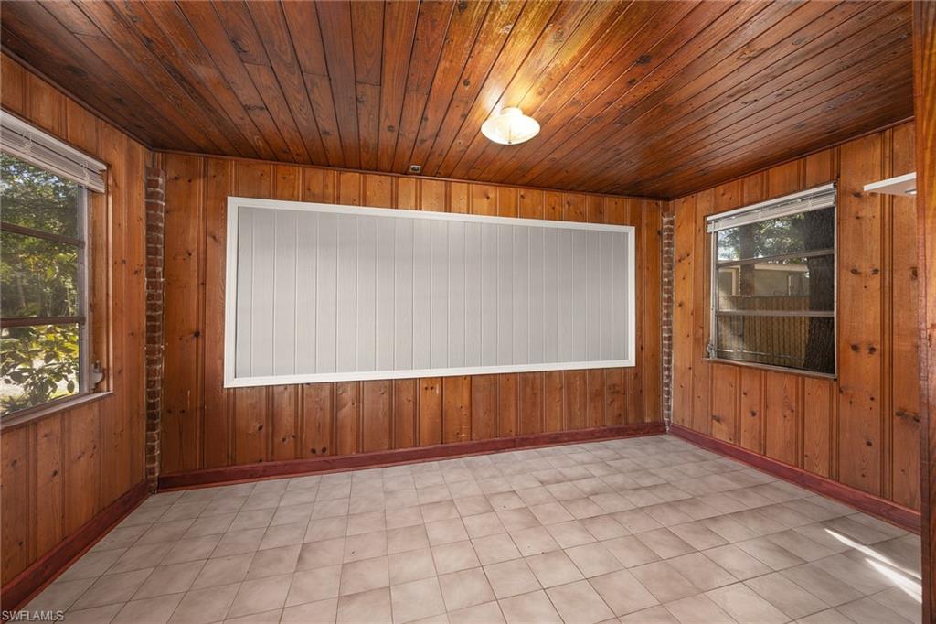 PHILLIPS 4TH DIVISION - Residential