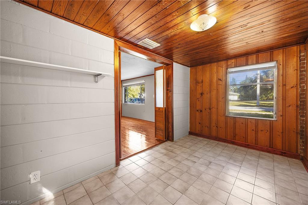 PHILLIPS 4TH DIVISION - Residential