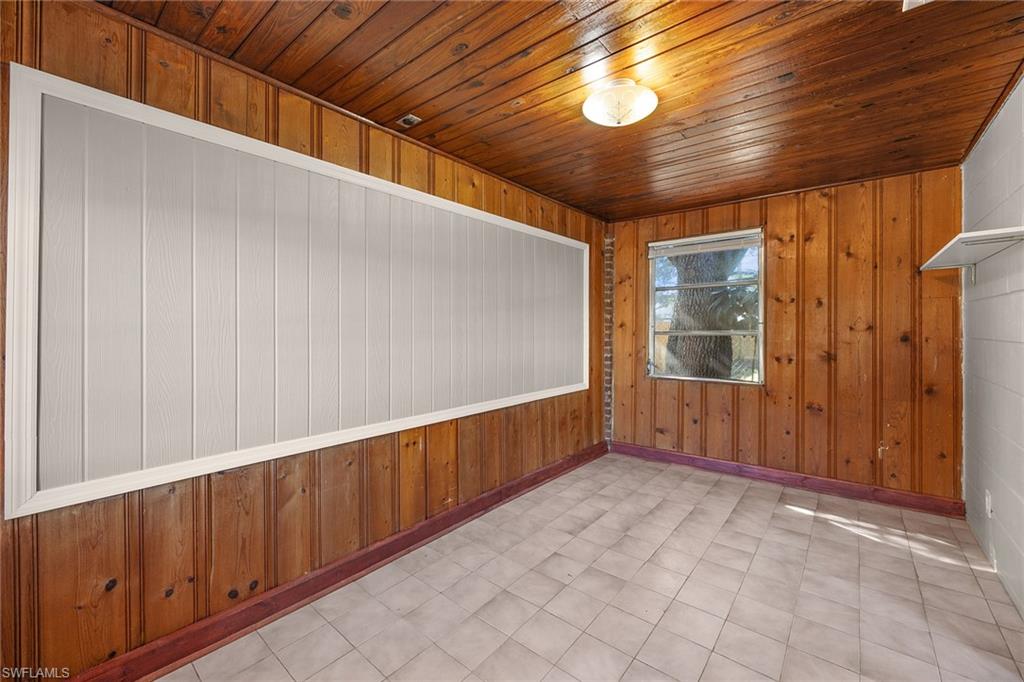 PHILLIPS 4TH DIVISION - Residential