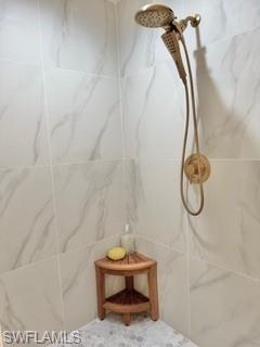 THE CARLYSLE - Residential