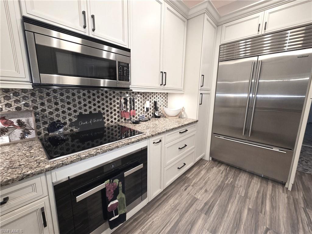 WATERSIDE AT BAY BEACH - Residential