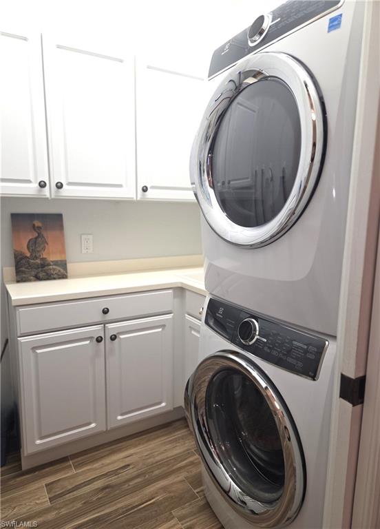 WATERSIDE AT BAY BEACH - Residential