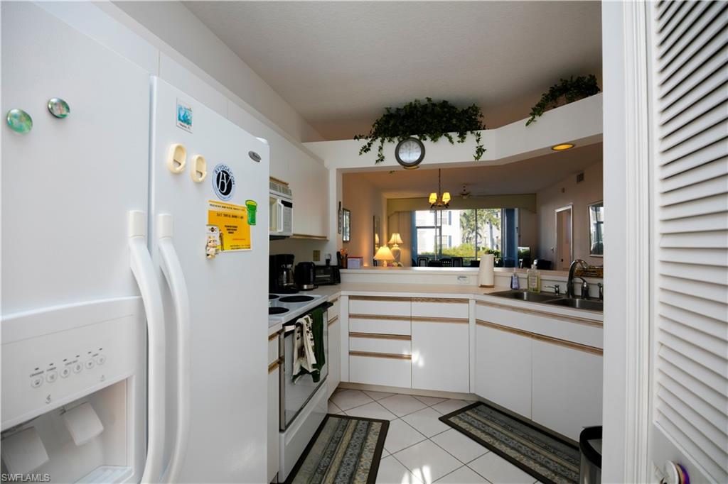 BARRINGTON CLUB - Residential Lease