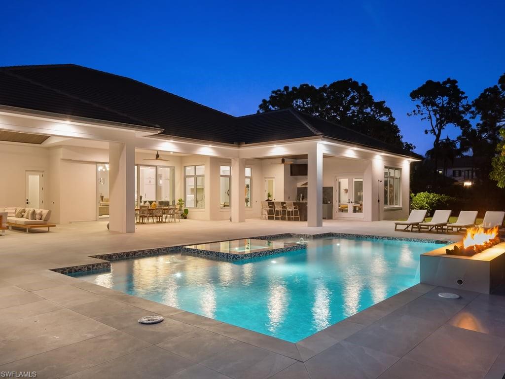 PINE RIDGE - Residential