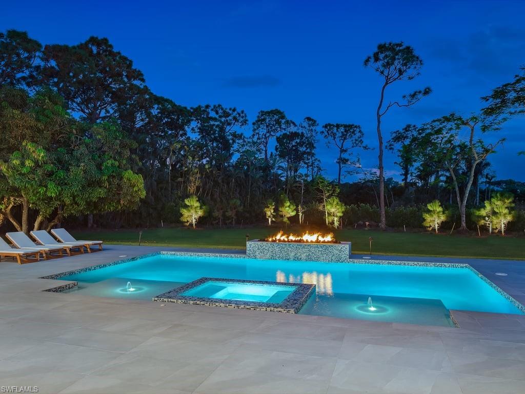 PINE RIDGE - Residential