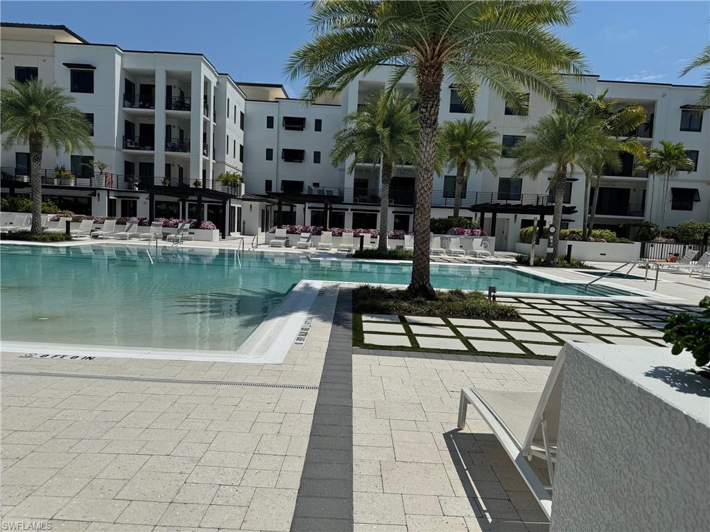 1125 Central AVE 461