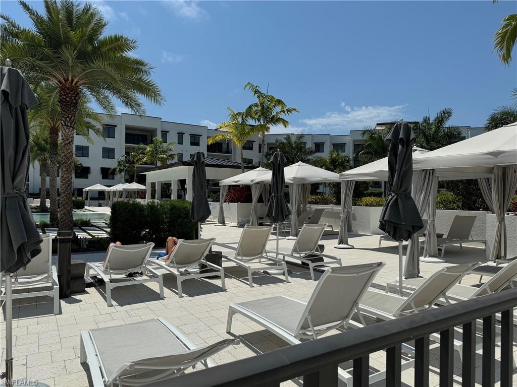 ELEVEN ELEVEN CENTRAL - Residential