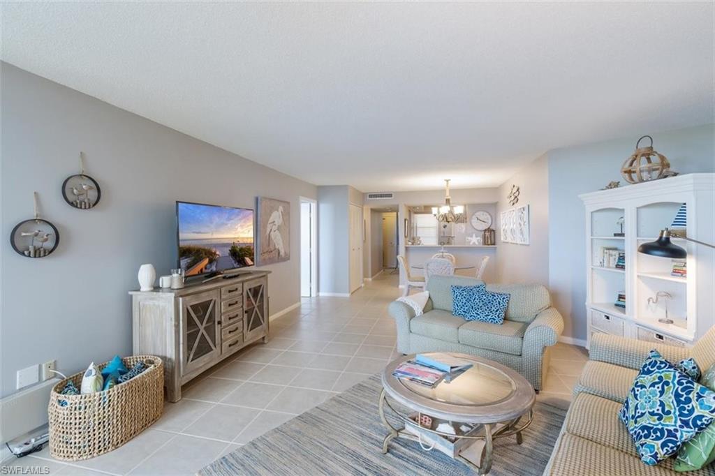 SOUTH SEAS - Residential