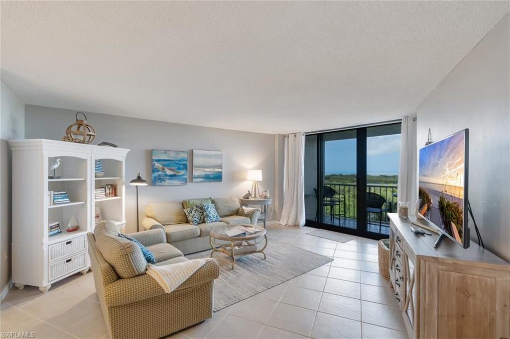 SOUTH SEAS - Residential