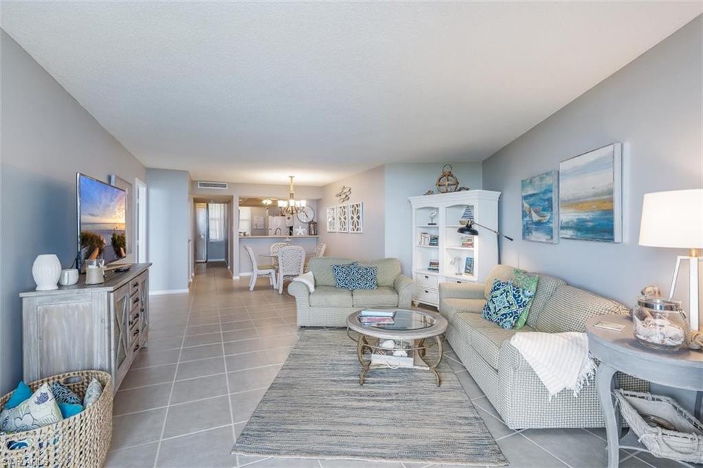 SOUTH SEAS - Residential