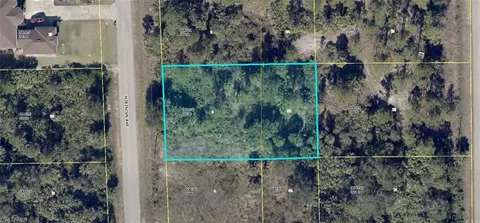 618 Hibiscus Ave, Lehigh Acres, FL 33972 - #: 224066232