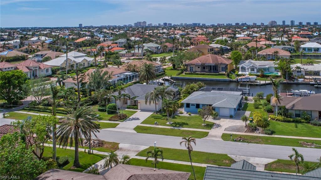 MARCO BEACH - Residential