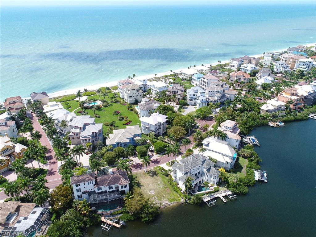 BAREFOOT BEACH - Land