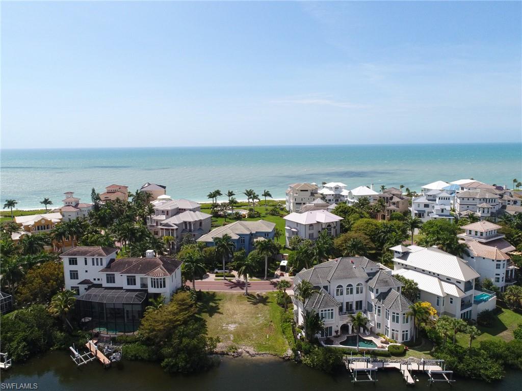 BAREFOOT BEACH - Land