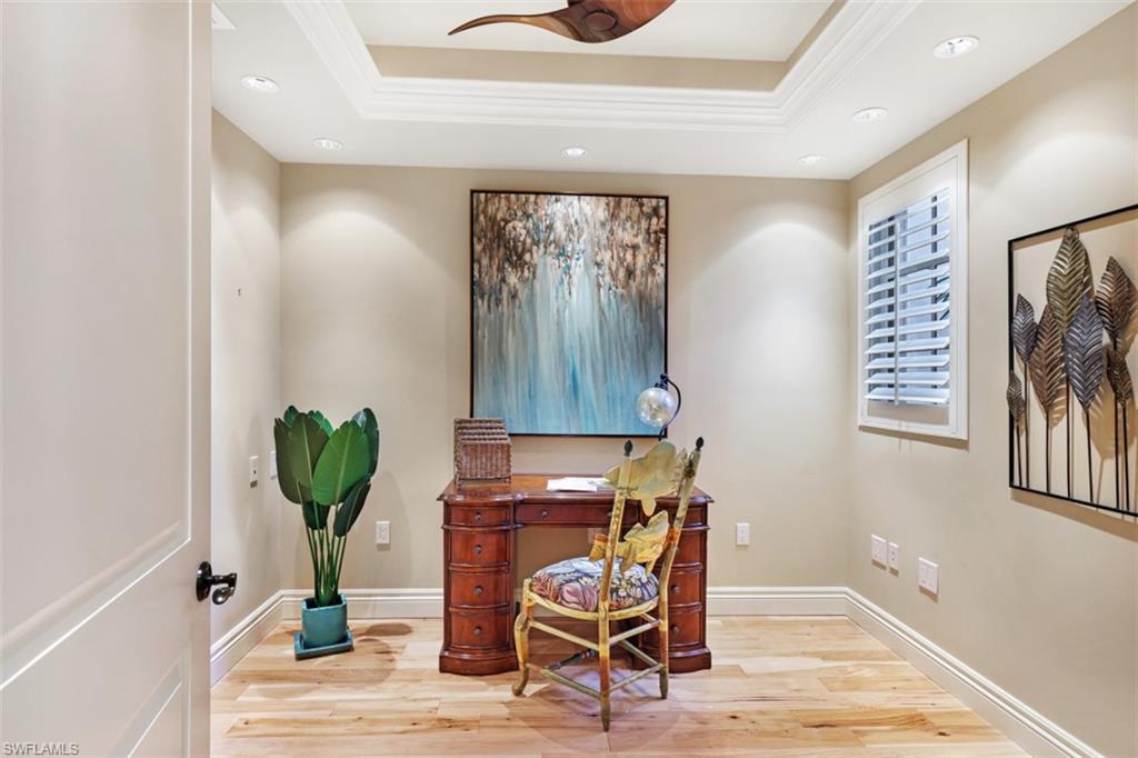 VISTA ROYALE - Residential